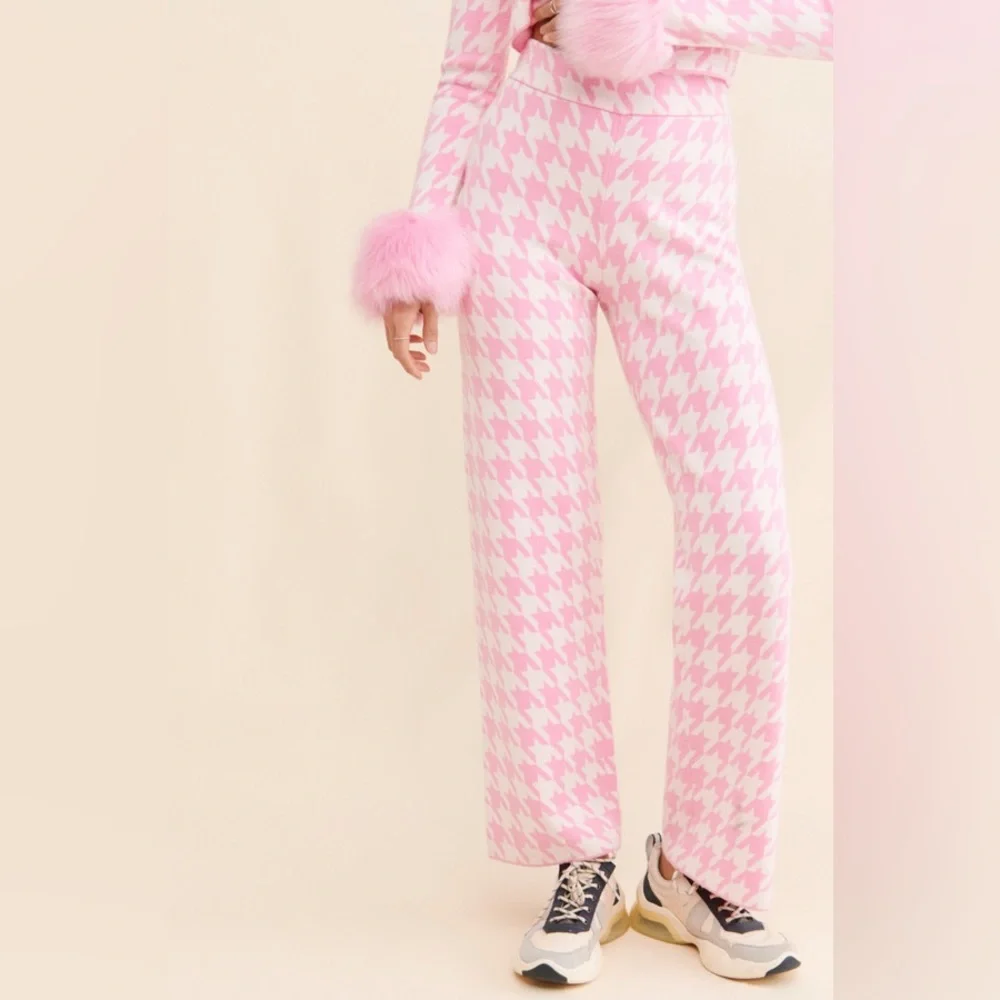 Show Me Your MuMu Pink Houndstooth Wide Leg Pants - Picture 3 of 8